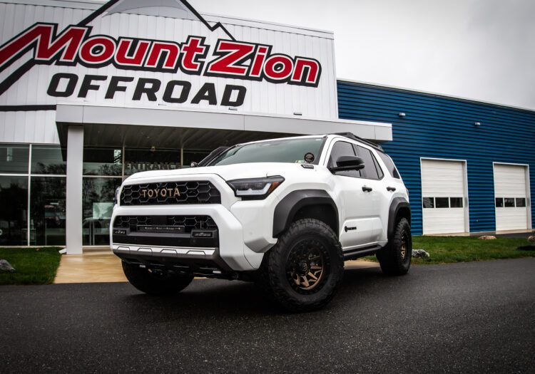 2025 TOYOTA 4RUNNER Trail Hunter Edition