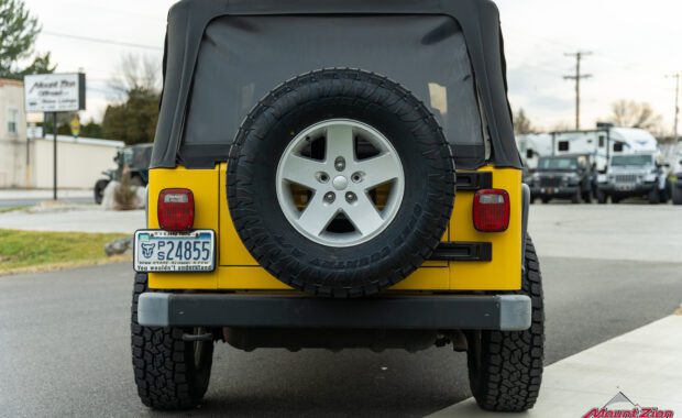 2006 Jeep Wrangler Unlimited in Solar Yellow rear tire carrier