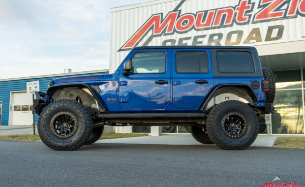 Completed side shot of Jeep showing Metalcloak Flares and dirty life wheels