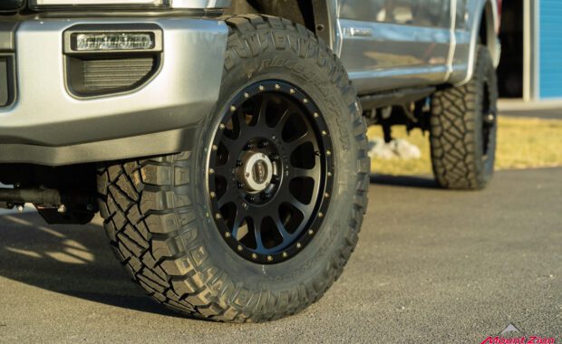Carli E-Venture Lifted 2022 For F-350 Super Duty Wheels and tires detail