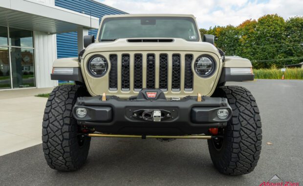 2022 Jeep Wrangler Unlimited Rubicon 392 with Innov8 Racing G500 Beadlock 17x9 and Nitto Ridge Grappler 38x12.50R17 front end