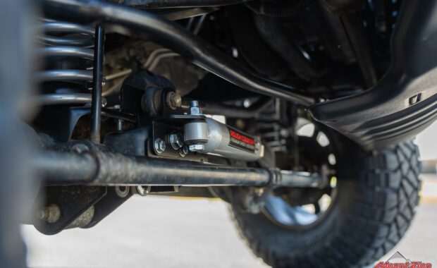 Rough country suspension on 2017 Jeep Wrangler steering stabilizer