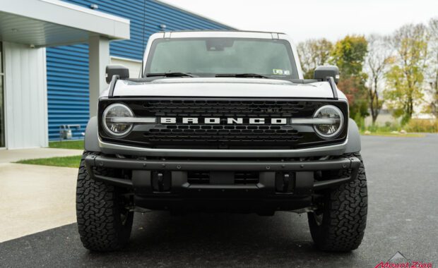Ford Bronco Soft top with BFG Tires front grille