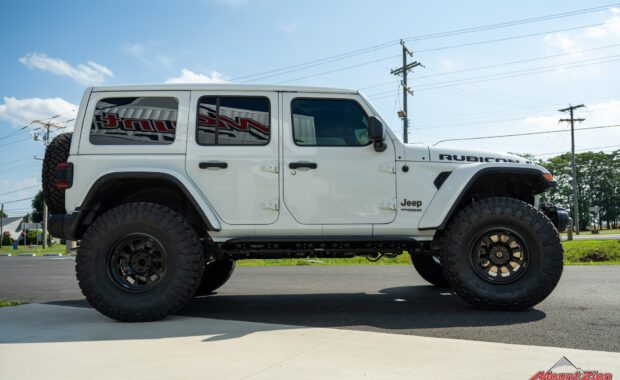 white 2022 jeep wrangler at mount zion offroad passenger side view