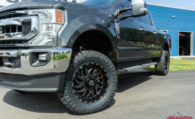 2020 ford F250 Superduty lifted Fox suspension with TIS wheels and Nitto Tires built by Mount Zion Offroad