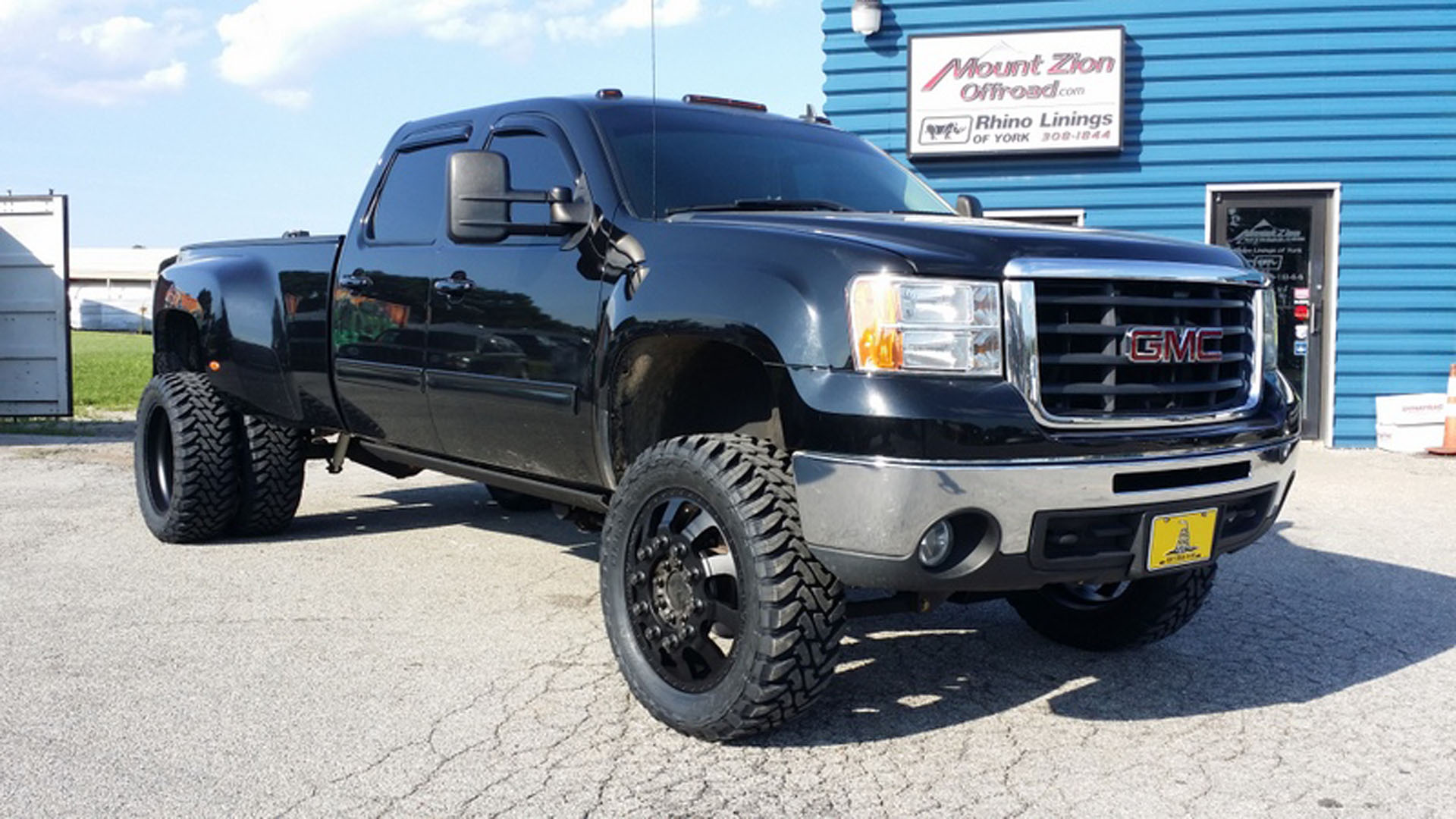 2009 GMC 3500 Dually - Mount Zion Offroad.