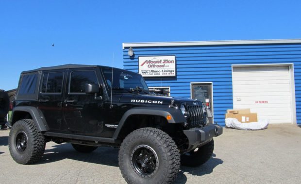 Black Jeep Rubicon soft top at mount zion offroad