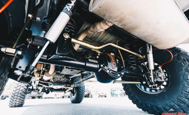 Terraflex and fox rear suspension on 2015 Jeep wrangler unlimited