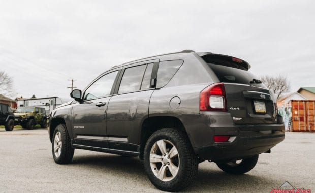 Grey 16 Jeep Compass with Crown 2