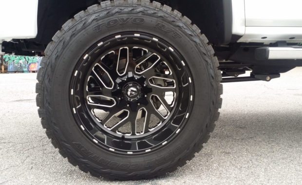 Toyo open country with Fuel wheels