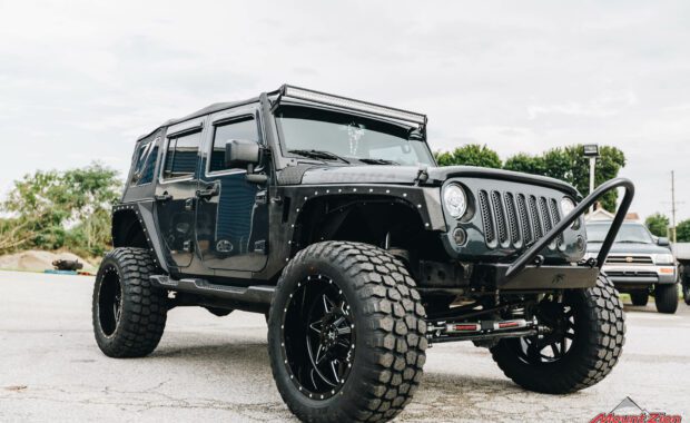 Custom Black 2017 Jeep Wranlger Offroad build with 2.5