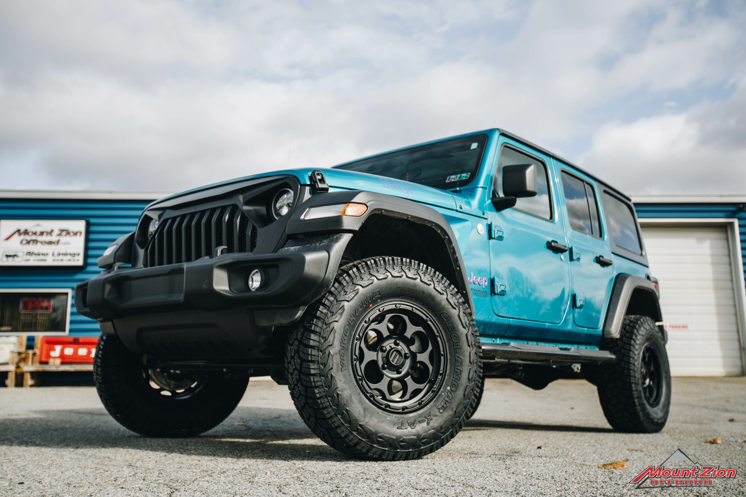 2020 Jeep Wrangler Unlimited Sahara Mount Zion Offroad