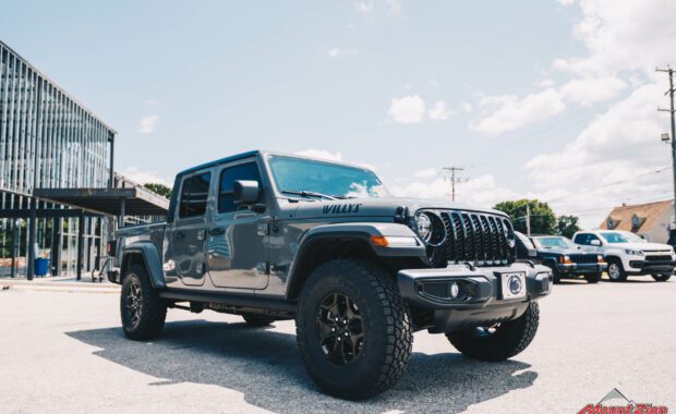 2021 Jeep Gladiator on Teraflex JT: 1.5” Performance Spacer Leveling Kit and 35X11.50R17 Toyo Open Country AT3 front passenger side grille view